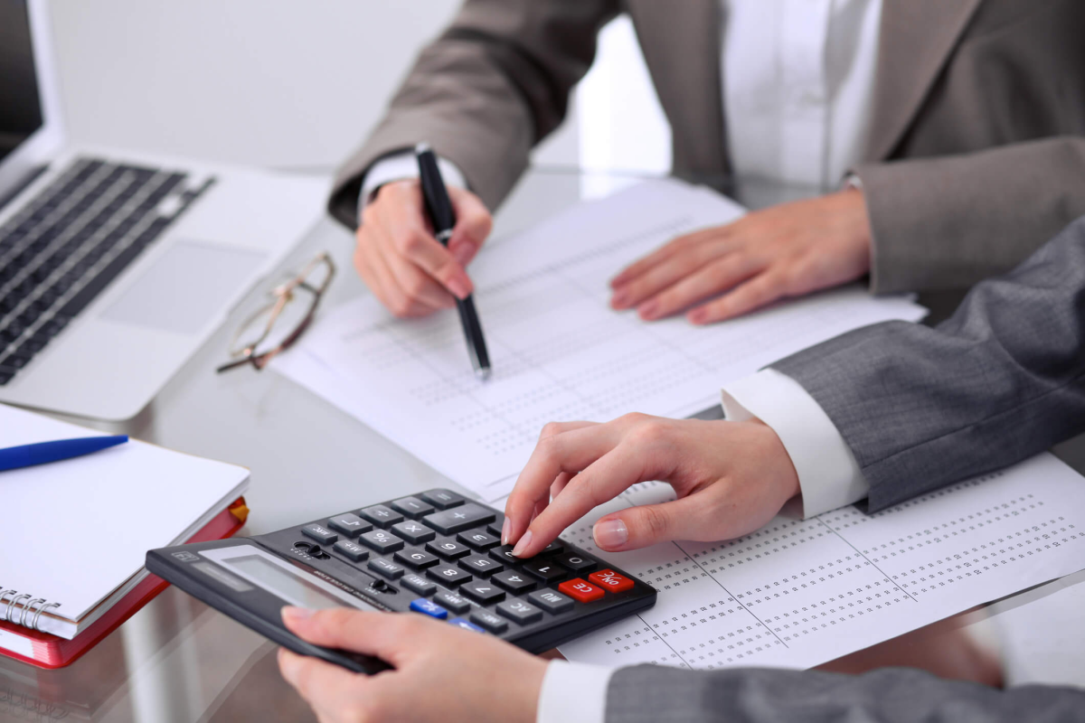 sự khác biệt giữa chuẩn mực kế toán việt nam và quốc tế